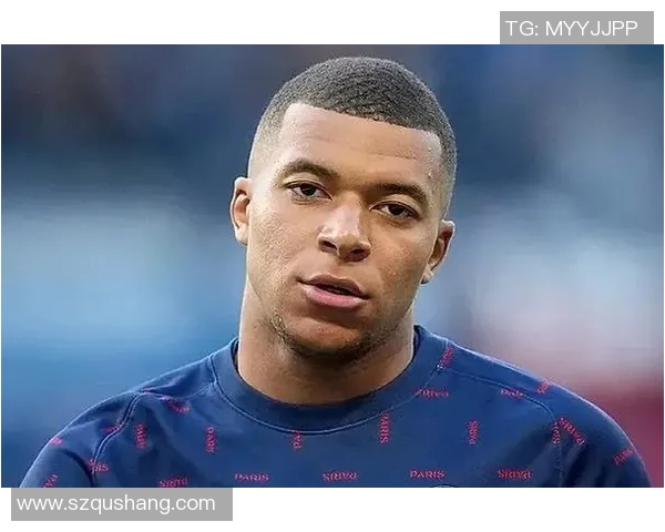 足球明星女球员半边发型时尚潮流解析与图片欣赏